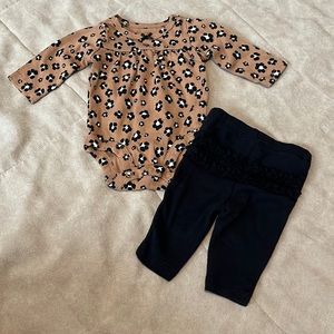 New! Carter’s Newborn Flower Leopard Print outfit